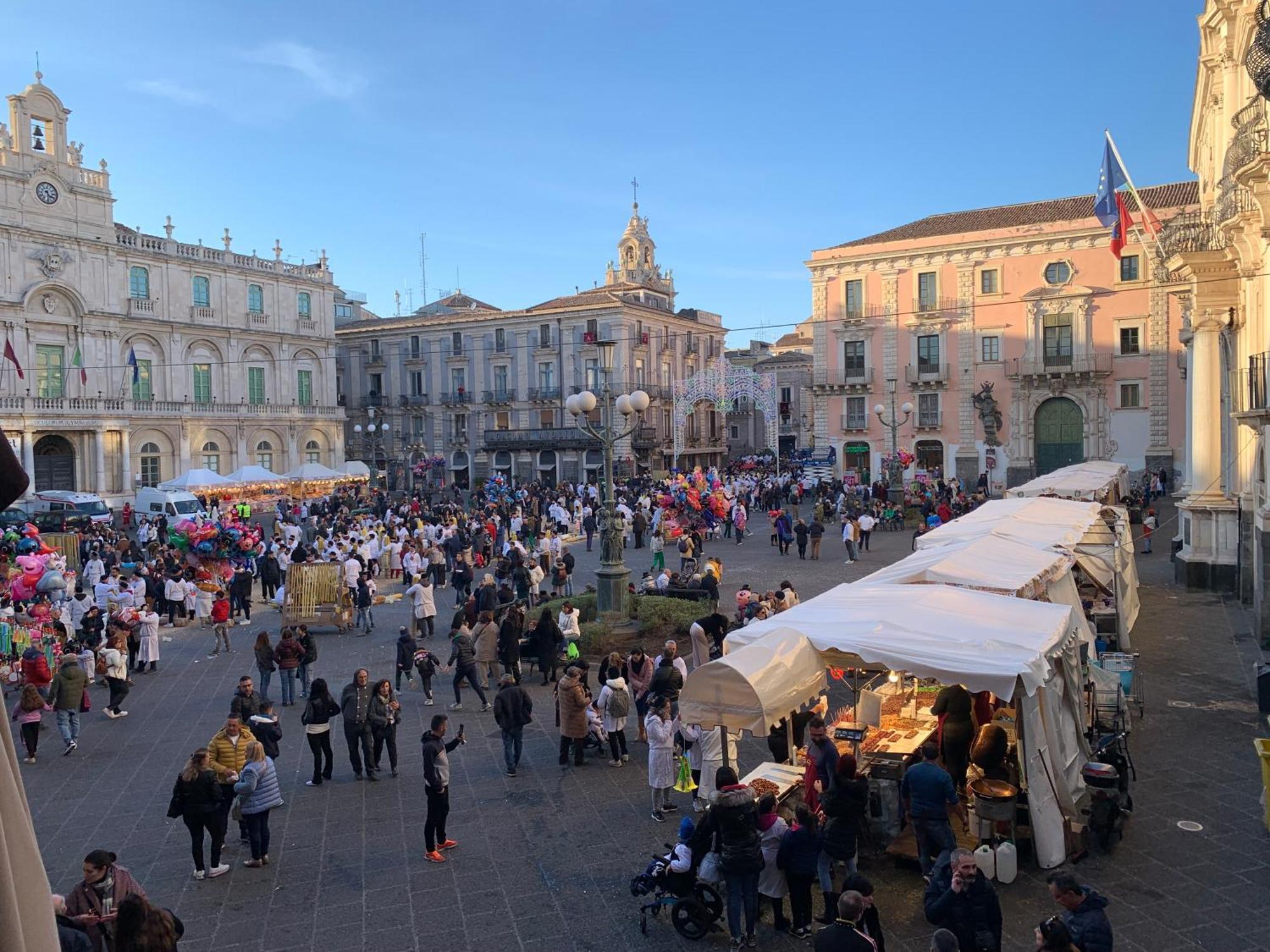 La Suite Di Piazza Dell'Universita Κατάνια Εξωτερικό φωτογραφία
